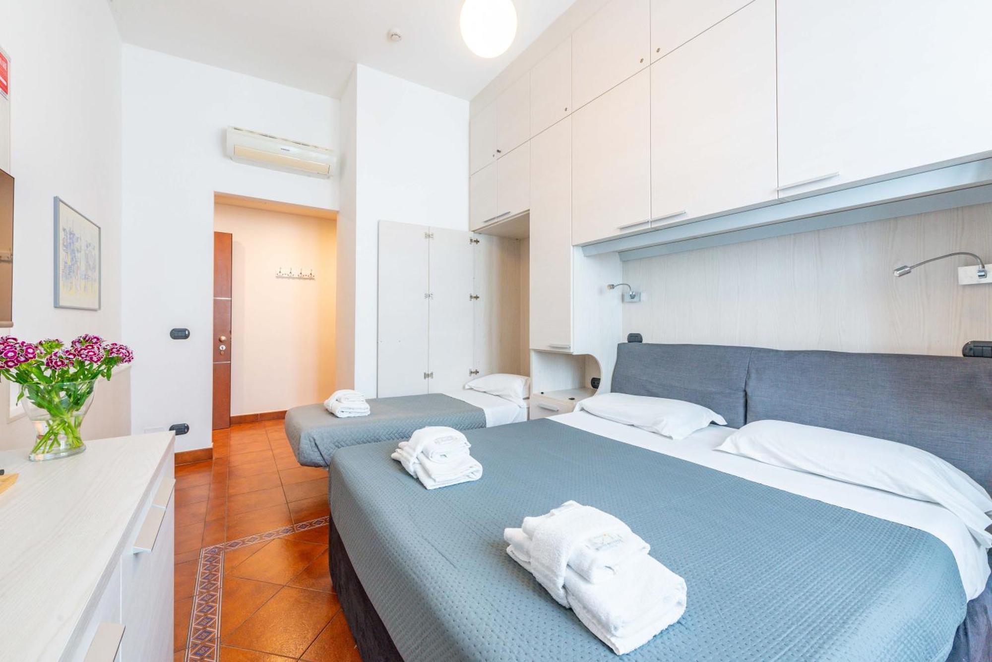 Andenis Tiber House Hotel Rome Exterior photo