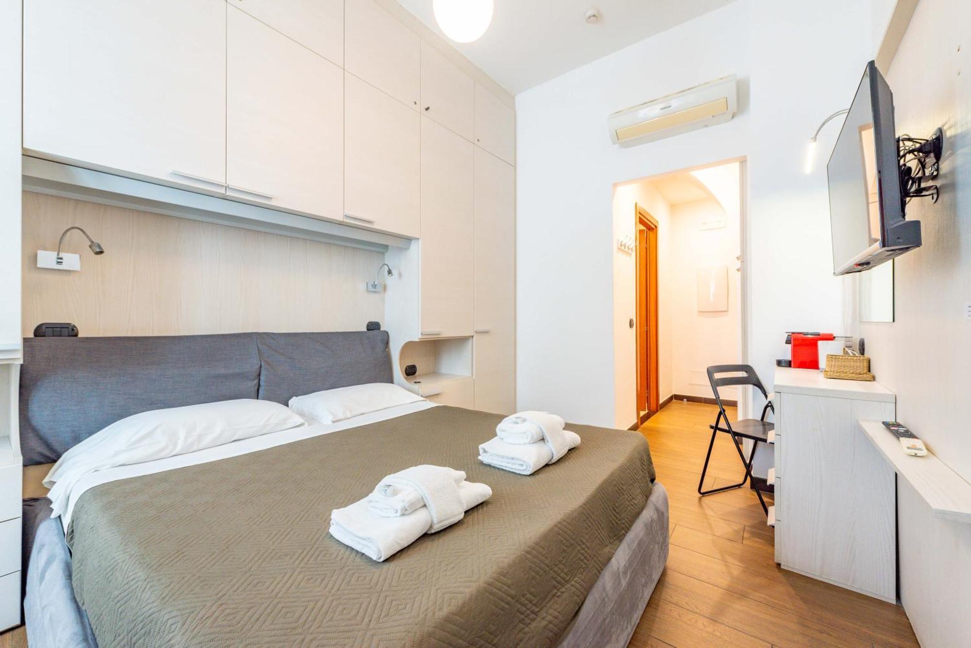 Andenis Tiber House Hotel Rome Exterior photo